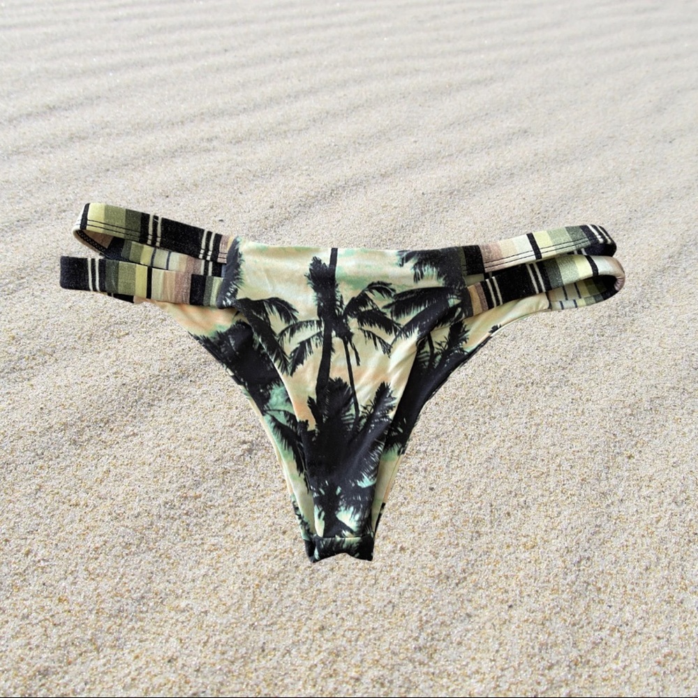 Billabong Women’s La Isla double side strap bikini bottoms~ SIZE L~ NWT